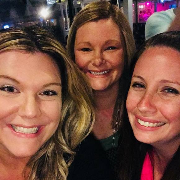 Meet your Posher, Erin - Picture 1 of 1